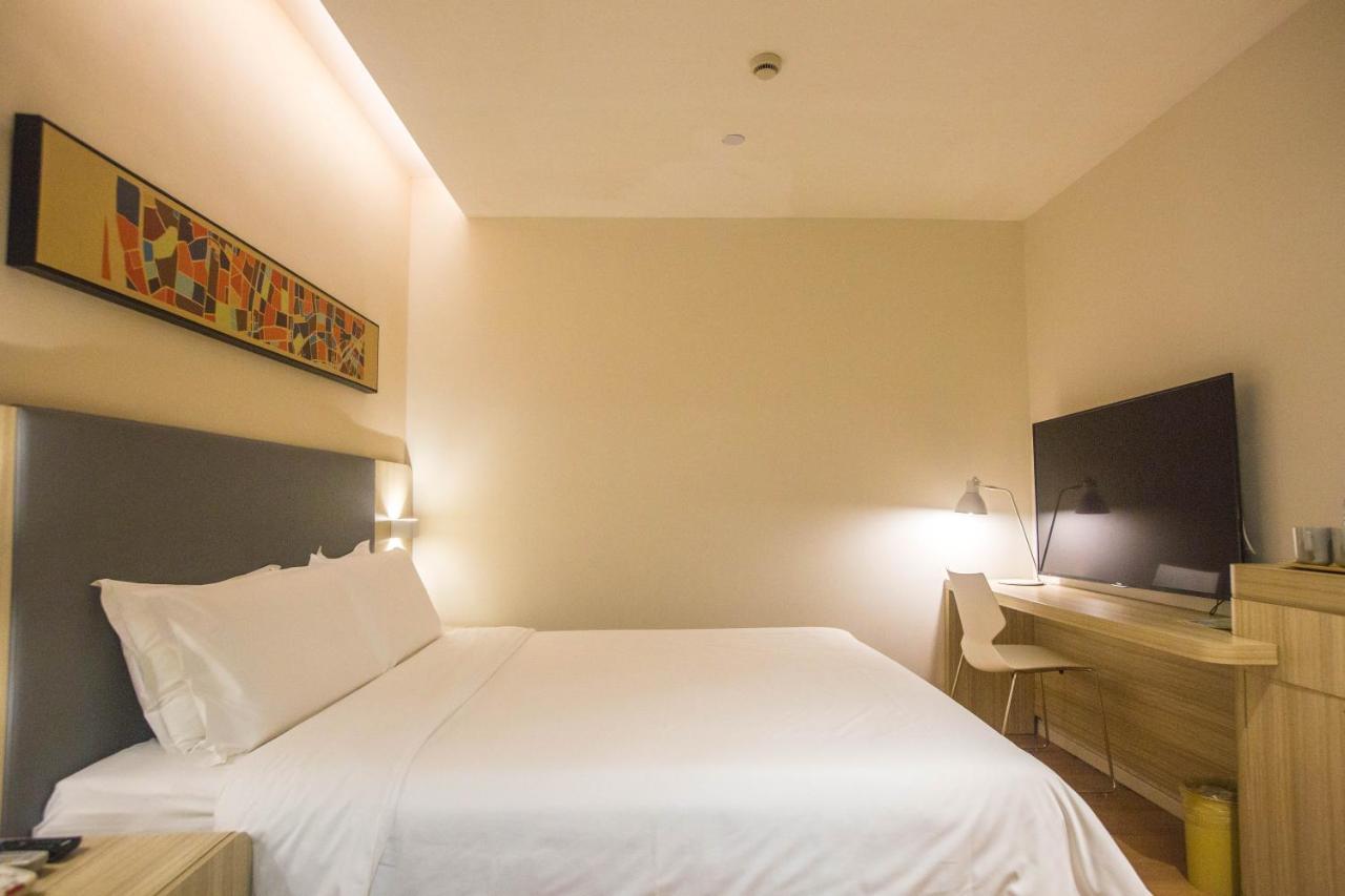 Hanting Premium Hotel Shanghai Plaza 66 Экстерьер фото